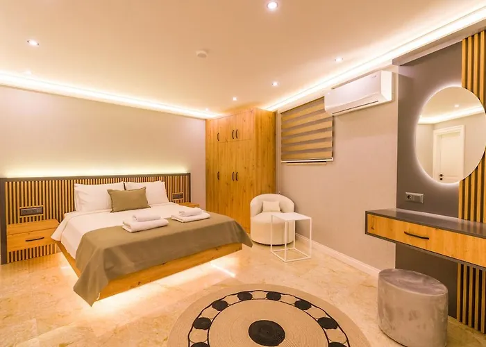 Moonset Kalkan Βίλα *