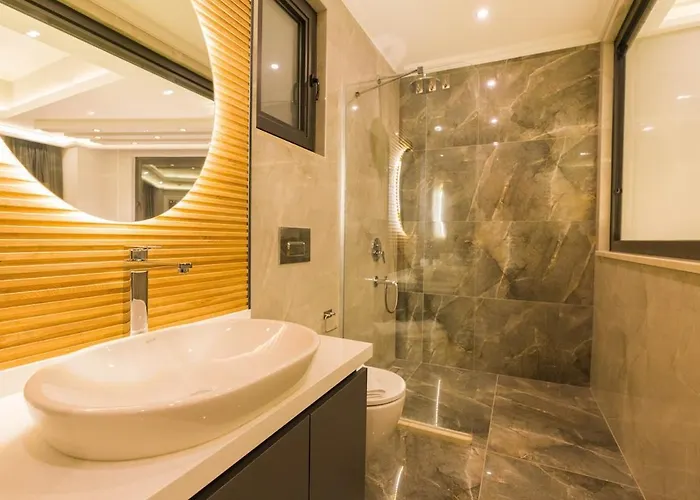 Moonset Kalkan Βίλα